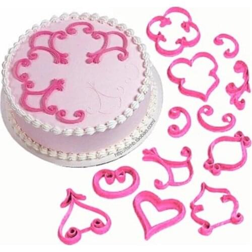 Rose Mold Lace Heart Cookie Cutter Plastic Biscuit Knife Baking Fruit Cake Kitchen Tools Mold Embossing Printing