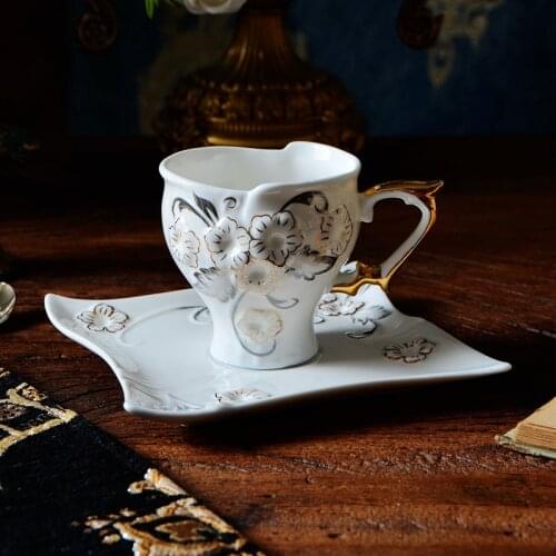 European style retro western gold and silver ceramic cup and dish set with a porcelain spoon for afternoon tea cup