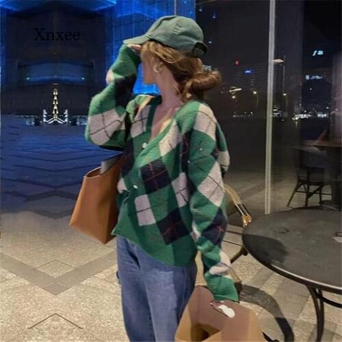 Autumn and Winter Womens Knitted Cardigan Color Matching Rhombus Geometric Retro Fashion Classic V-Neck Sweater New Coat