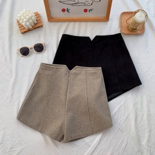 2019 Fall Woolen Wide Leg Casual Shorts High Waist Hot Panties With Pocket Female High street Wear Shorts Ladies G1000