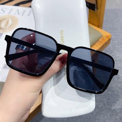 Classic Vintage Square Sunglasses Women Oversized Sunglasses Women Men Retro Black Luxury Big Frame Sun Glasses Goggles Oculos