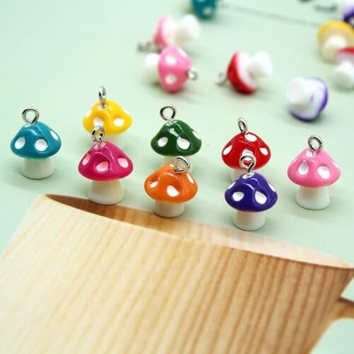 Lidavi Charm Pendants
