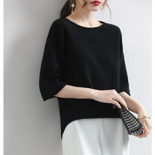 Thin hooded pure wool five-point sleeve round neck new female commuter four-color optional fashion beautiful knit sweater top