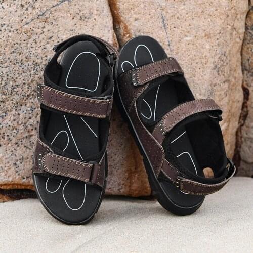 Outdoor sandals for mens leather sports waterproof 2019 summer male toe slippers walking breathable shoes large sizes 48 beach