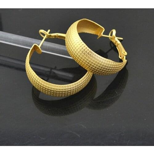 Hoop Earrings for women Big circle Matt gold New Fashion Fine Jewellery Accessories Elegant Personality Princess Ladies Earrings