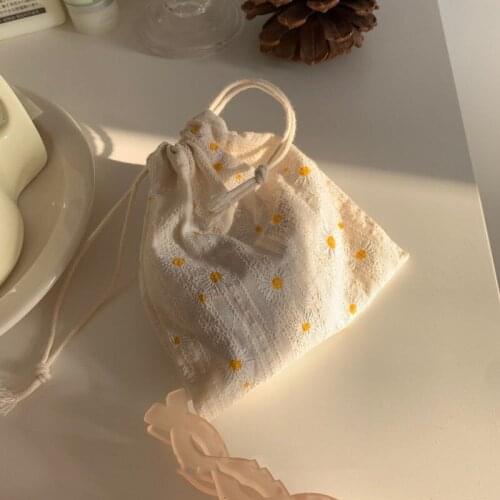 Makeup Jewelry Drawstring Pouches Daisy Linen Gift Pouches Candy Sack Jewelry Drawstring Bags