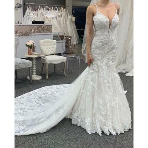 2020 Stunning Mermaid Wedding Dresses Spaghetti Strap Wedding Gowns Appliques Sweep Train Bridal Gowns Custom Made