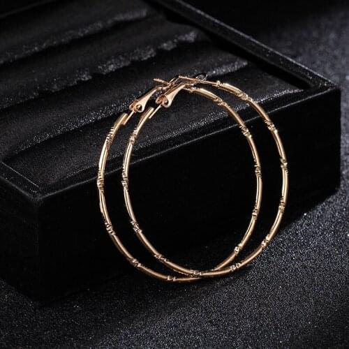 Fashion Female Exaggerated Big Gold Color Hollow Hoop Earrings for Women Thin Circle Round Alloy Earrings Jewelry Gift Bijoux