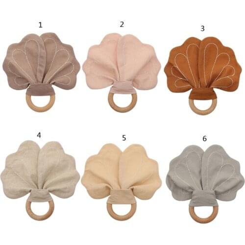 Baby Wooden Teether Embroidery Flowers Comforting Toys Wood Rodent Rattle Toys P31B