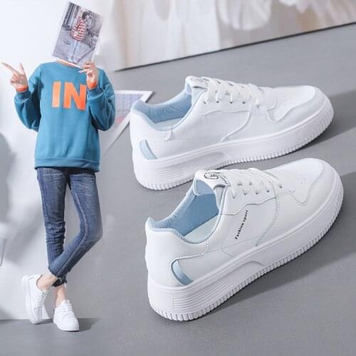 Cheap 2021 spring new flat white shoes women students ins breathable running sneakers shoes street shooting shopping shoes