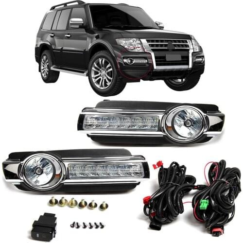 For Mitsubishi Pajero Montero 2015-ON Car LED Dual Color Daytime Running Light Hologen Fog Lamp With Yellow Turn Signal DRL