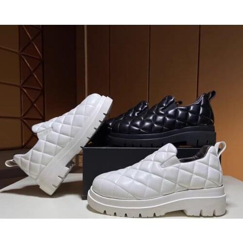 New Spring Designer Handmade Casual Men Shoes Cow Leather British Loafers Slip-On Breathable Platform Boots Black White