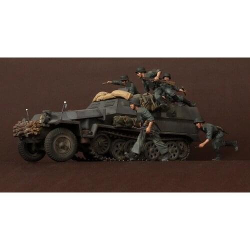 1/35 GK grenadiers in Battle (5 figures) (NO CAR) Resin Model Miniature figure Unassembly Unpainted