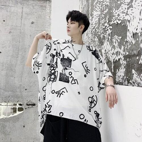 New Men Long Loose Tee Graffiti Tops Men Half sleeve T-shirt Summer Oversize C7