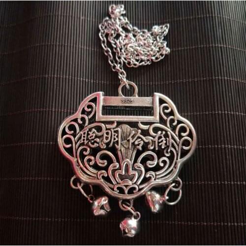 Charming National style long life lock Long pendant Miao silver lock Pendant necklace