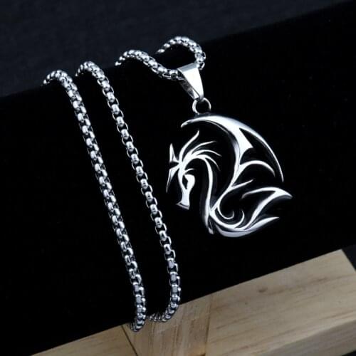 Flame Flying Dragon Pendant Domineering Mens Necklace Titanium Steel Alloy Zodiac Retro Style Fashion Pendant Necklace