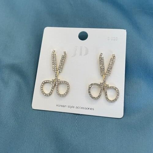 Rhinestone Scissors Earrings Personality Creative Atmospheric Design Super Flash Simple Long Earrings Fashion Drop Earrings