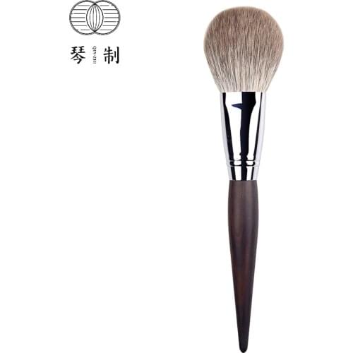 QINZHI Professional Handmade Make Up Brush G016 Round Flat Face Powder Brush Soft Snow Fox Hair Makeup Brushes