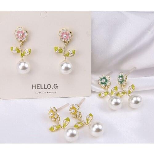 Summer style 20pcs/lot color flowers shape Imitation pearls decoration women stud earrings diy jewelry earring accessory