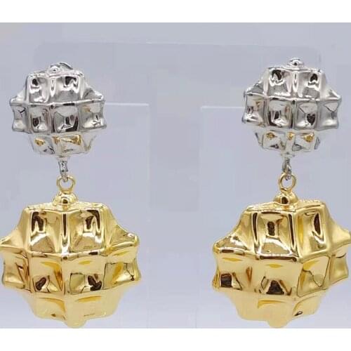 New Design CZ Zircon Crystal Small Hoops Sets Long Gold Chain Earrings for Women Twist Beads Huggie Fashion Jewelry Brincos 2021