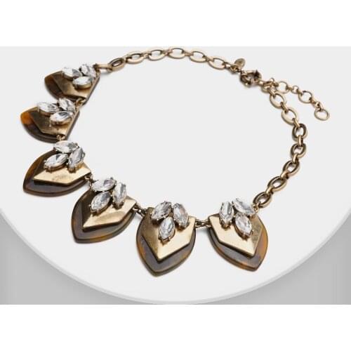 L46 Old style amber acrylic short necklace for women party show ins with box friendship gift metal crystal necklace