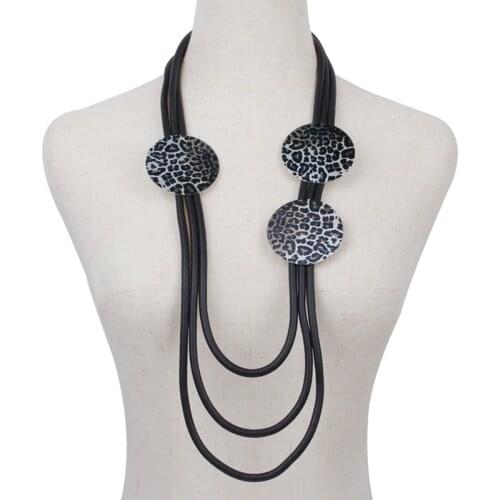 YD&YDBZ Big Round Leopard Pendant Necklaces For Women Punk Style Rubber Rope Chain Necklace Hip Hop Skull Jewelry Accessories