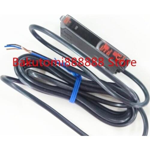 E3X-DA11-S photoelectric sensor/OFF NPN digital optical fiber amplifier