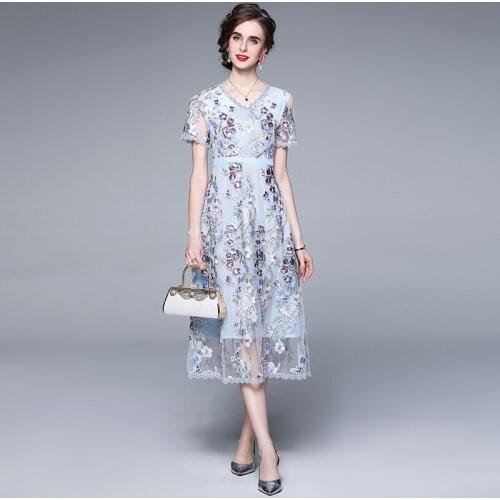 Women Designer Luxuriy Flower Embroidery Mesh Splicing Lace Dresses Summer Fashion Short Sleeve Vintage Blue Vacation Dress