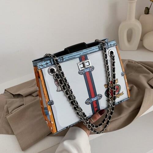 Fashion Chains Women Shoulder Bags Designer Cartoon Printing Hanbags Luxury Pu Leather Crossbody Bag Large Totes Lady Big Purses