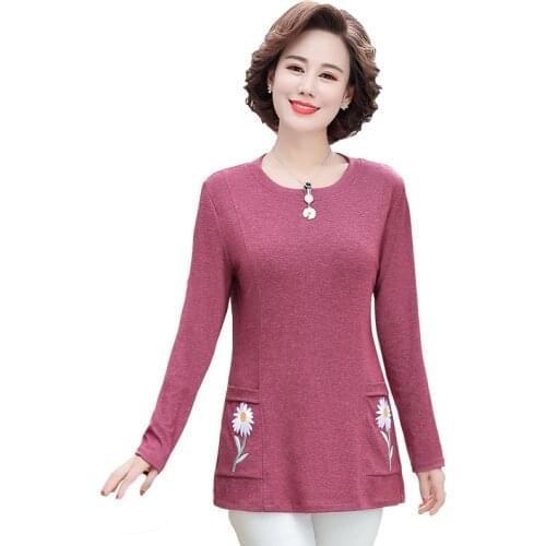 Long Sleeve T-shirts For Women Pocket Embroidery Bottoming Shirt Spring Fall Pullover 2021 New Casual 5XL Plus Size Mother Tops
