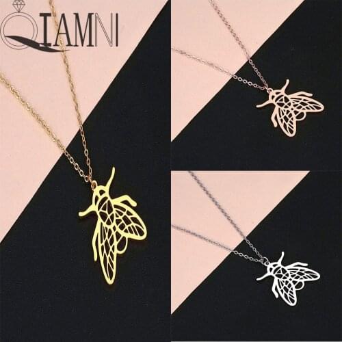 QIAMNI Origami Insect Honey Pendant Necklaces Choker for Women Geometric Flying Animal Chains Fashion Statement Jewelry Gift