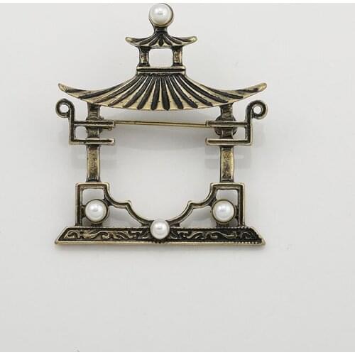 Ancient ways the pavilion pavilion pearl alloy new winter sweater cardigan coat dust coat fashionable joker brooch