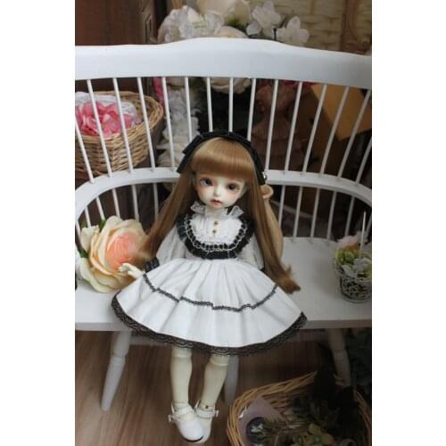 BJD Doll clothes suitable for 1-3 1-4 1-6 size fashionable dress black and white two color skirt with headwear doll accessories