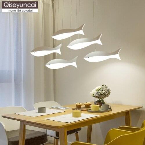 Qiseyuncai Modern restaurant simple creative three head chandelier personality small fish fashion warm home bar light