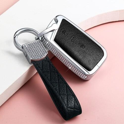 Diamond Leather Car Remote Key Case Cover Holder Fob For Volkswagen VW Magotan Passat B8 Golf For Skoda Superb A7 Accessories