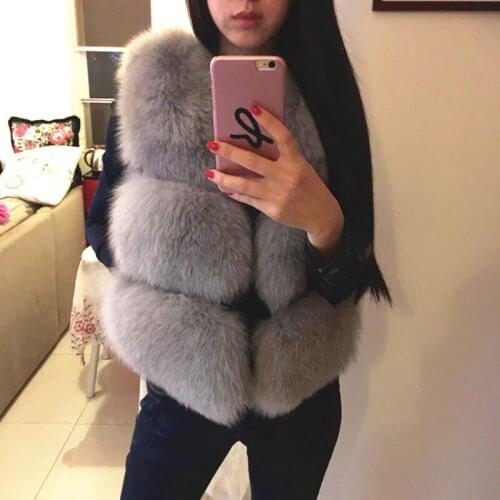 Warm Faux Fox Fur Vest New 2020 Winter Thick Women High Quality Fashion V-Neck Short Fur Coat Female Fur Waistcoat S-3XL