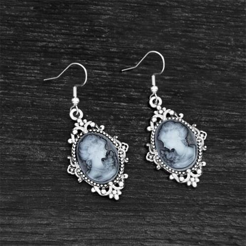 Vintage Grey Pink Lady Cameo Earrings For Women Antique Silver Plated Victoria Fashion Stainles Steel Hook Cameo Women Earring
