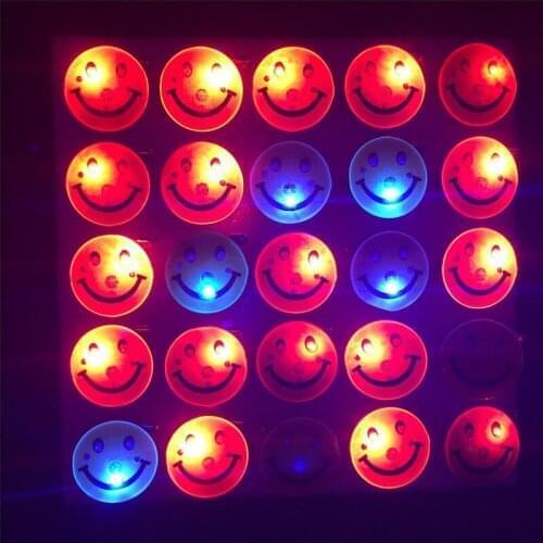 25pcs/lot Gafas Led party Led Smiley Badge Yellow Smile Flashing Light Up Brooch Toys Glow Disco Ktv Party Christmas Halloween