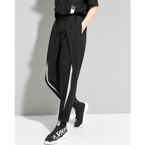 2021 summer new three-dimensional cutting black and white stitching fashion brand small foot Harem Pants Street personality butt