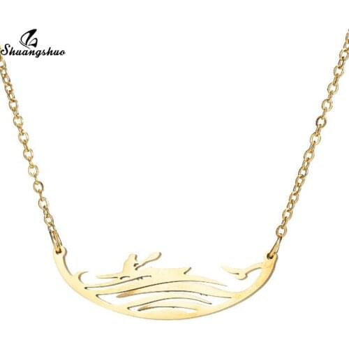Shuangshuo Half Moon Shape Kayaking Stainless Steel Necklace Engraved Sport People Singer Pendant Stainless Steel Jewelry Colars
