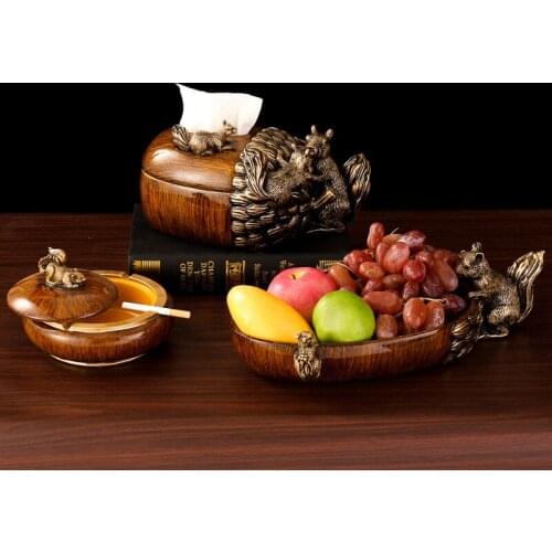 Nordic European style retro fruit plate creative living room home modern high-end dry fruit plate candy box tea table ornaments