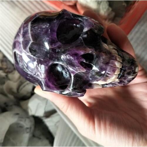 800g-1000g dream amethyst crystal skull