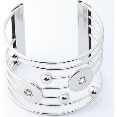 Hot Wholesale Snap Bracelets & Bangles Newest Fashion Snap Button Zinc Alloy Charm Bangles Snap Button Jewelry For Women