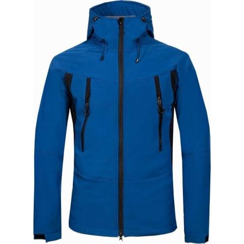 New light version of mens outdoor camping mountaineering sports jacket composite velvet soft shell jacket