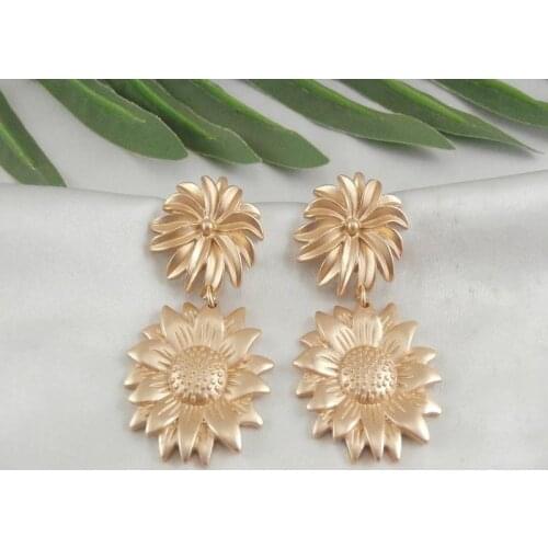 Alloy sunflower refined atmosphere web celebrity style restoring ancient ways beautiful female stud earrings