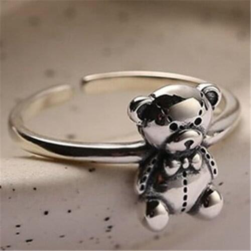 Miuoxion Wholesale Retro Cute Bear Ring Personality Fashion Punk Party Jewelry For Women Feature Namour Charm Gift All Seasons