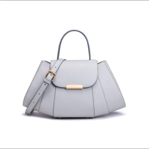 Natural Cowhide Leather Solid Color Hasp Women Handbag 2021 New Arrival Large Capacity Dumpling Bag For Ladies