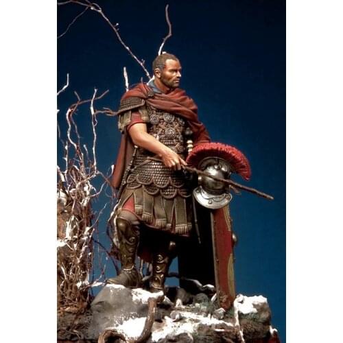 1/24 75mm ancient Roman warrior stand with shield Resin figure Model kits Miniature gk Unassembly Unpainted