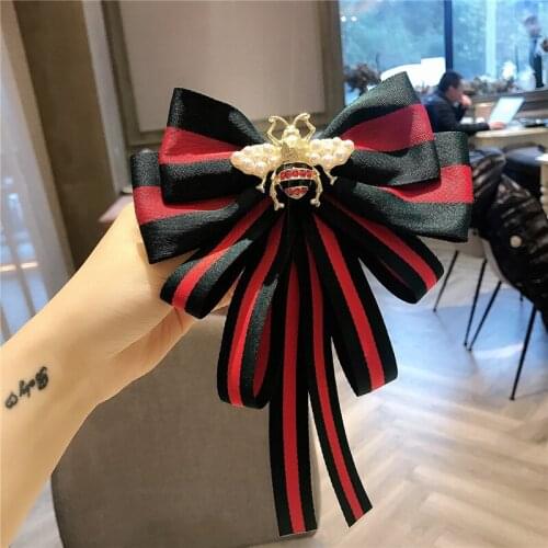 Big Fabric Bow Tie Brooches for Girl Women Fashion Stripe Cloth Shirt Corsage Neck Tie Korean Vintage Wedding Party Accessories