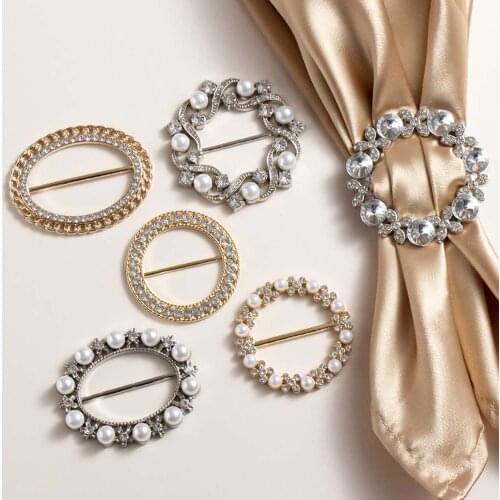 Classic Electroplating Geometric Round Ring Silk Scarf Buckle Line Pearl Scarf Ring Buckle Crystal Shawl Buckle Women